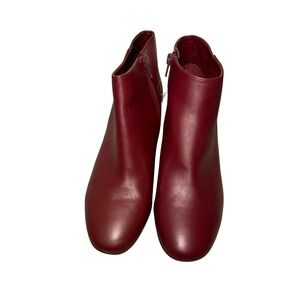 Andrew Marc Red Booties women's‎ size 7.5 going out party event western cowboy